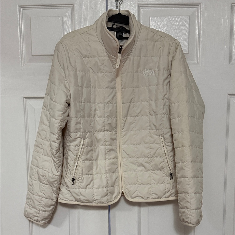 The North Face Women's Off White Puffer Jacket
